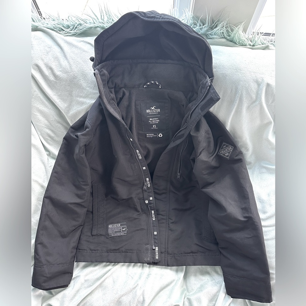 EUC!! Guys XS Hollister Jacket